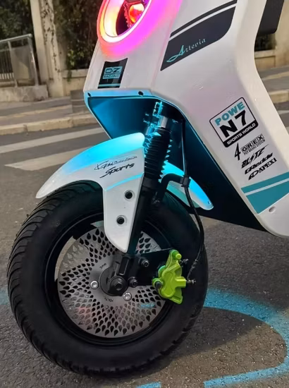 Scooter de movilidad eléctrica de 4 ruedas con aprobación CEE para adultos discapacitados Scooter con motor de 1000 W y velocidad máxima a 25 km/H